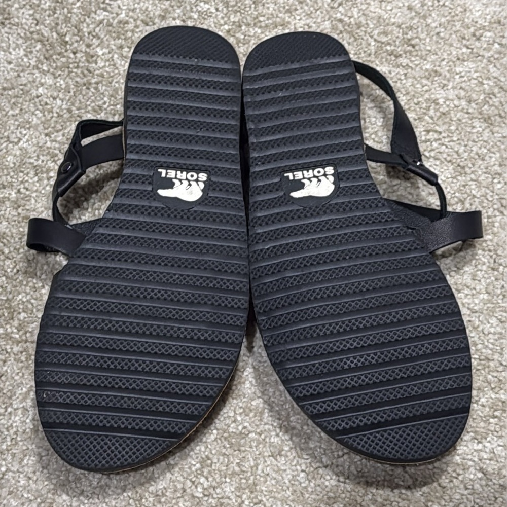 Sorel Ella Criss Cross Black Leather Sandals - Picture 4 of 5